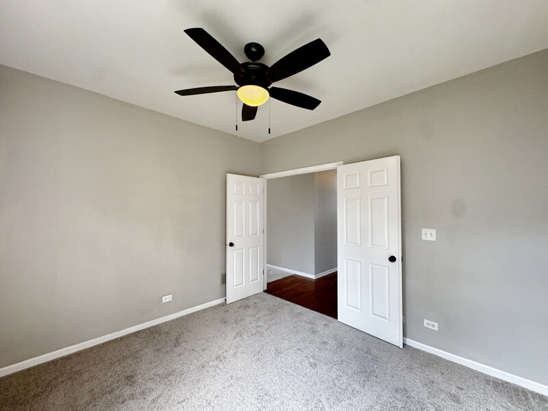 223 Paradise Parkway Oswego IL 60543
