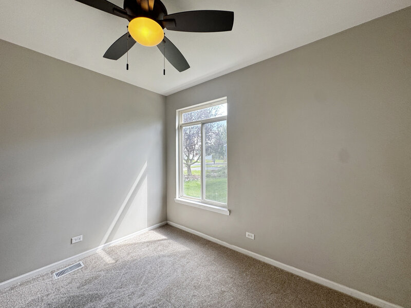 223 Paradise Parkway Oswego IL 60543