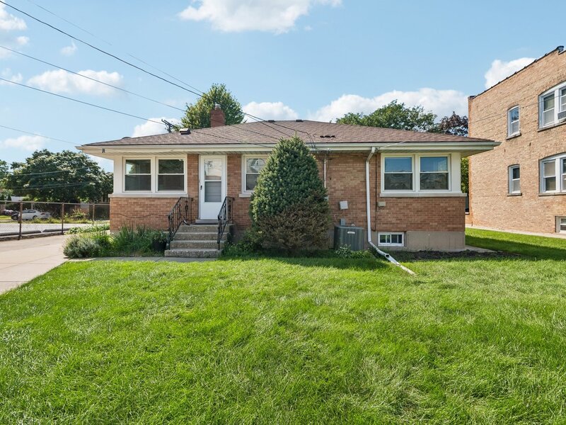 214 Rockford Avenue Forest Park IL 60130