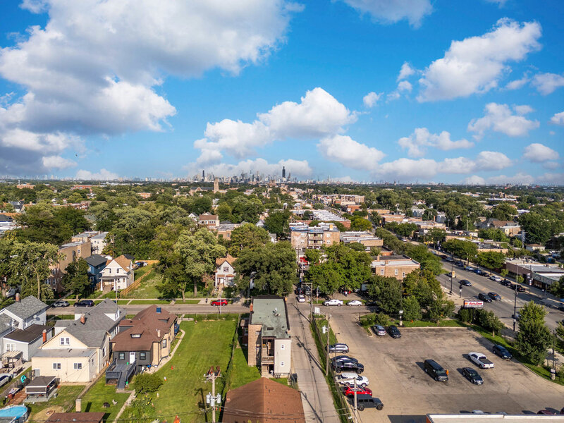 17 N Pine Avenue Chicago IL 60644