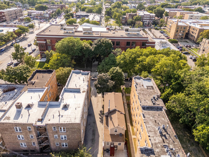 17 N Pine Avenue Chicago IL 60644