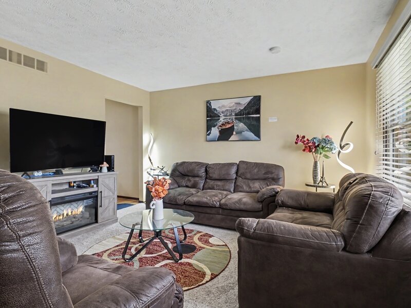 2213 Clearwater Avenue Bloomington IL 61704