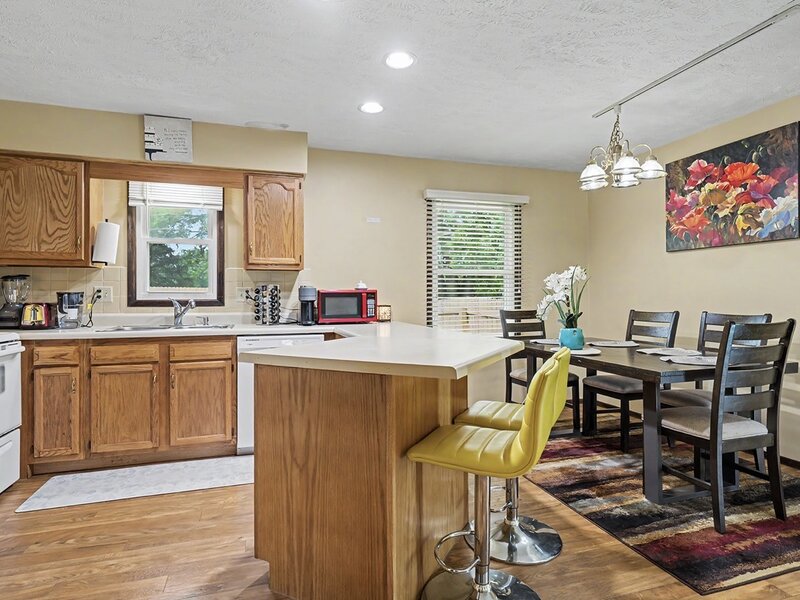 2213 Clearwater Avenue Bloomington IL 61704