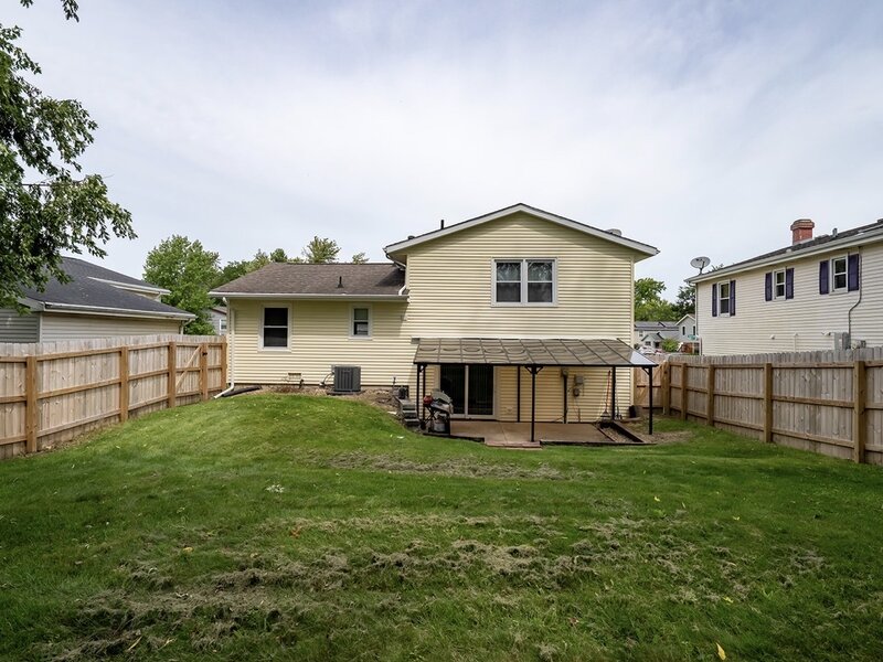 2213 Clearwater Avenue Bloomington IL 61704