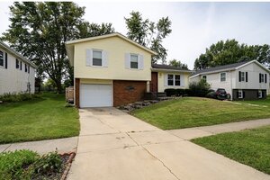 Photo of 2213 Clearwater Avenue Bloomington IL 61704