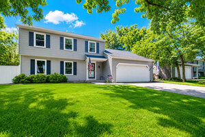 Photo of 1581 Madison Avenue St. Charles IL 60174