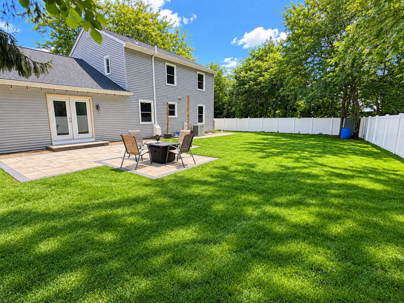 1581 Madison Avenue St. Charles IL 60174