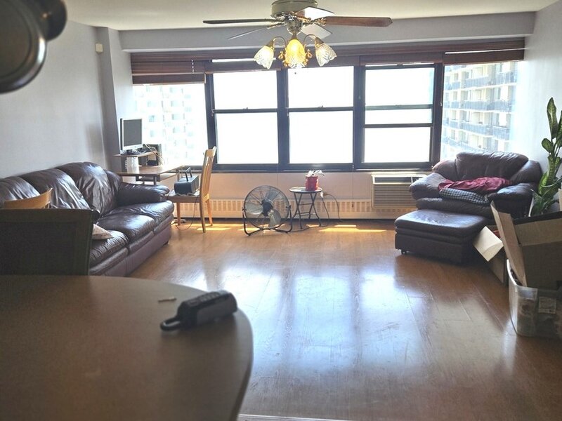 6030 N Sheridan Road Chicago IL 60660
