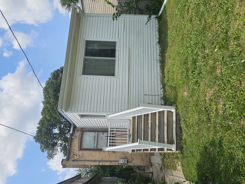 10149 S State Street Chicago IL 60628