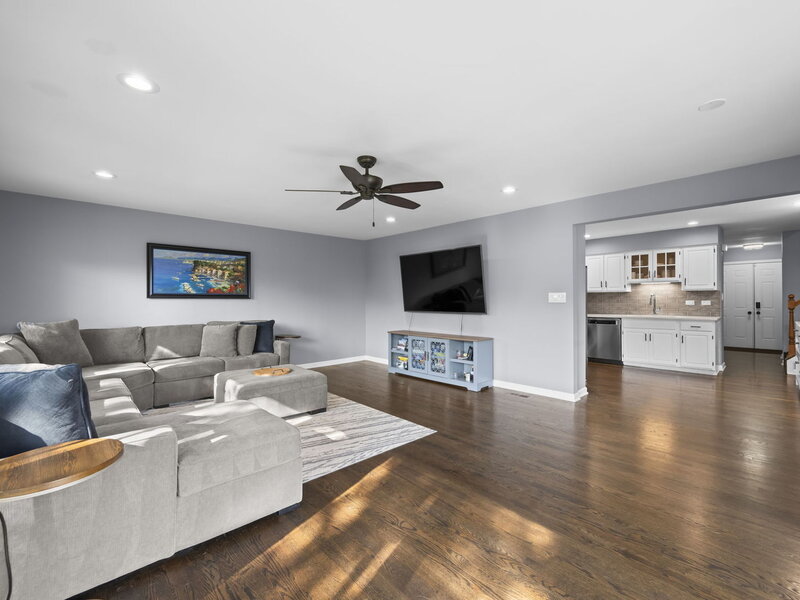 1292 N Linden Avenue Palatine IL 60074