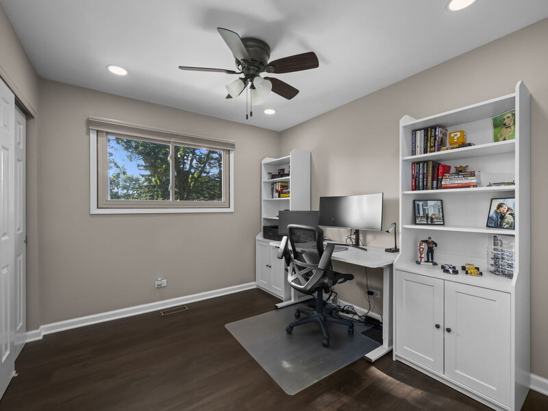 1292 N Linden Avenue Palatine IL 60074