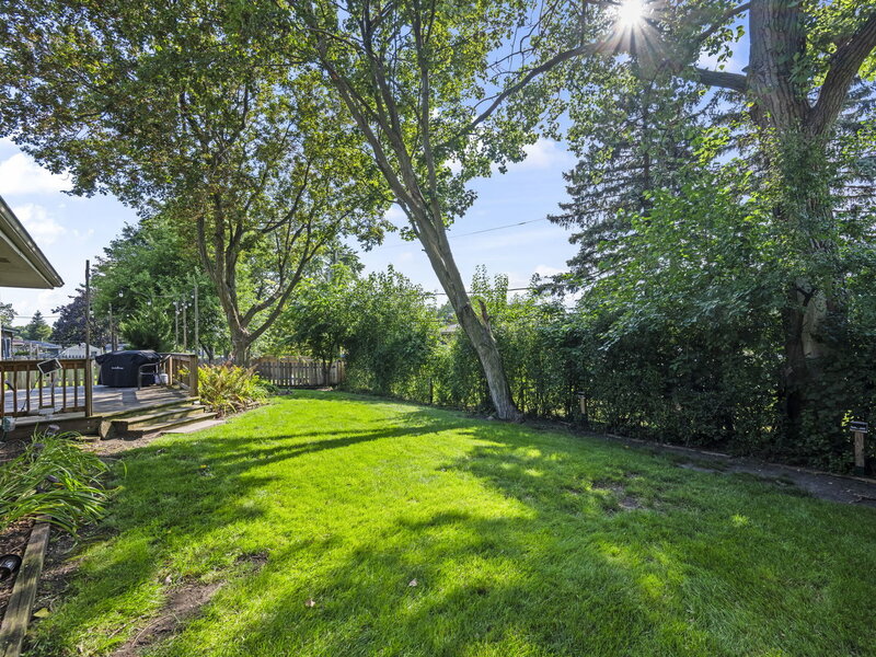 1292 N Linden Avenue Palatine IL 60074