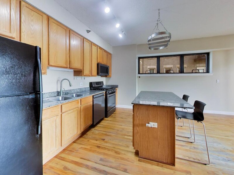 41 E 8th Street Chicago IL 60605
