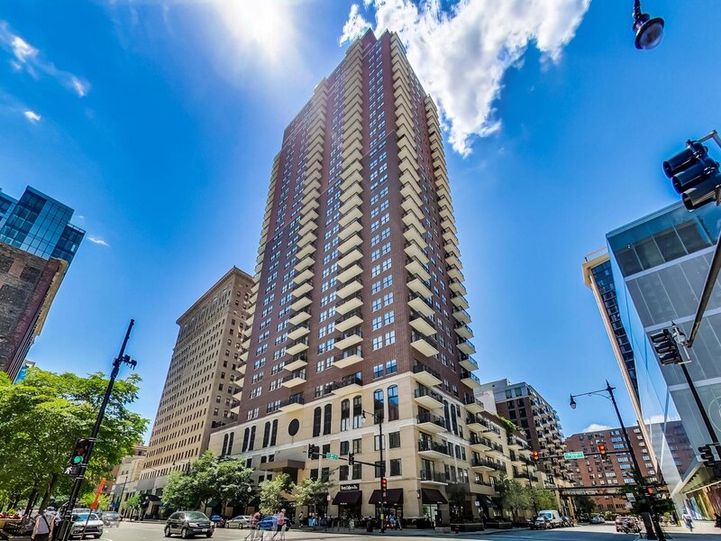 41 E 8th Street Chicago IL 60605