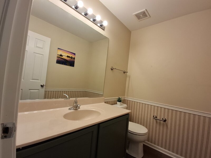 725 Littleton Trail Elgin IL 60120