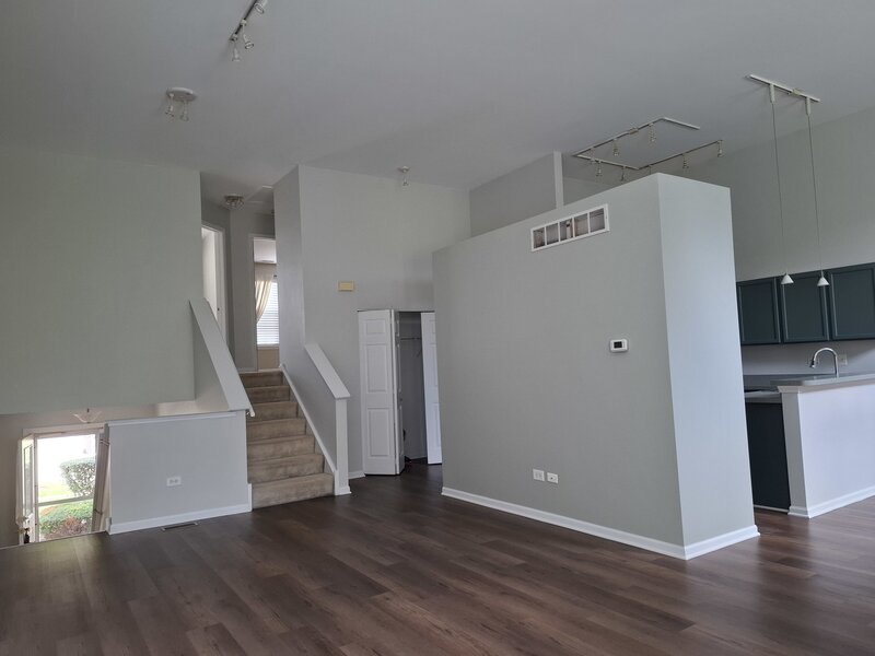 725 Littleton Trail Elgin IL 60120