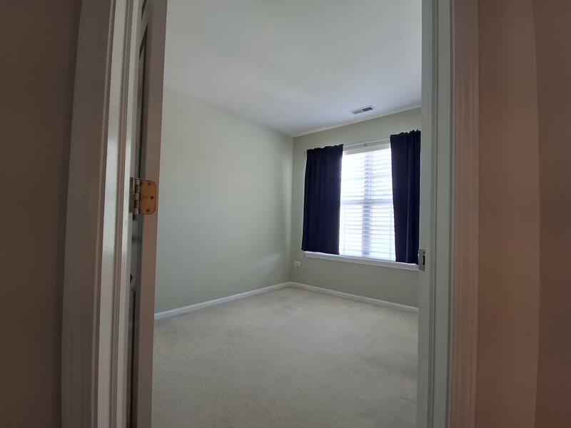 725 Littleton Trail Elgin IL 60120