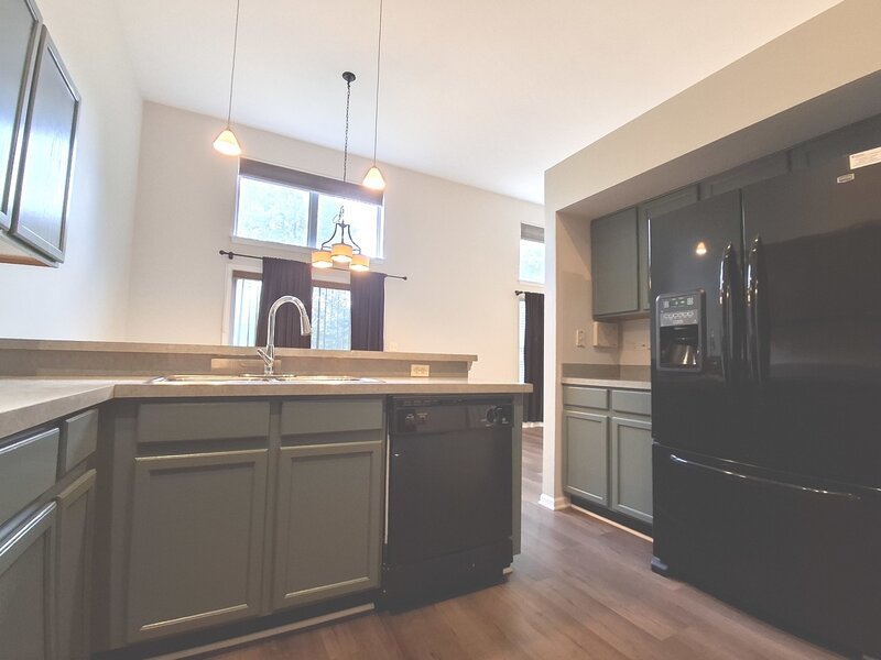 725 Littleton Trail Elgin IL 60120