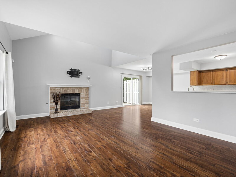 97 Cammeron Court Aurora IL 60504