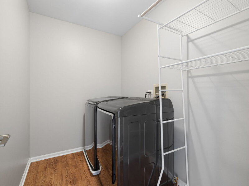 97 Cammeron Court Aurora IL 60504