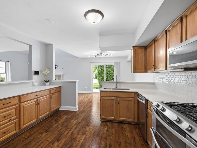 97 Cammeron Court Aurora IL 60504