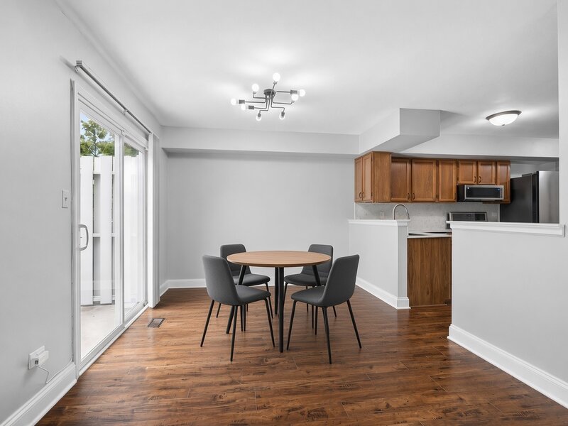 97 Cammeron Court Aurora IL 60504