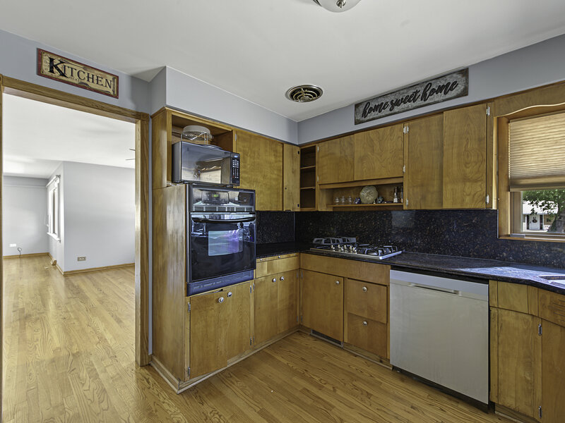 378 Oakwood Drive Crete IL 60417