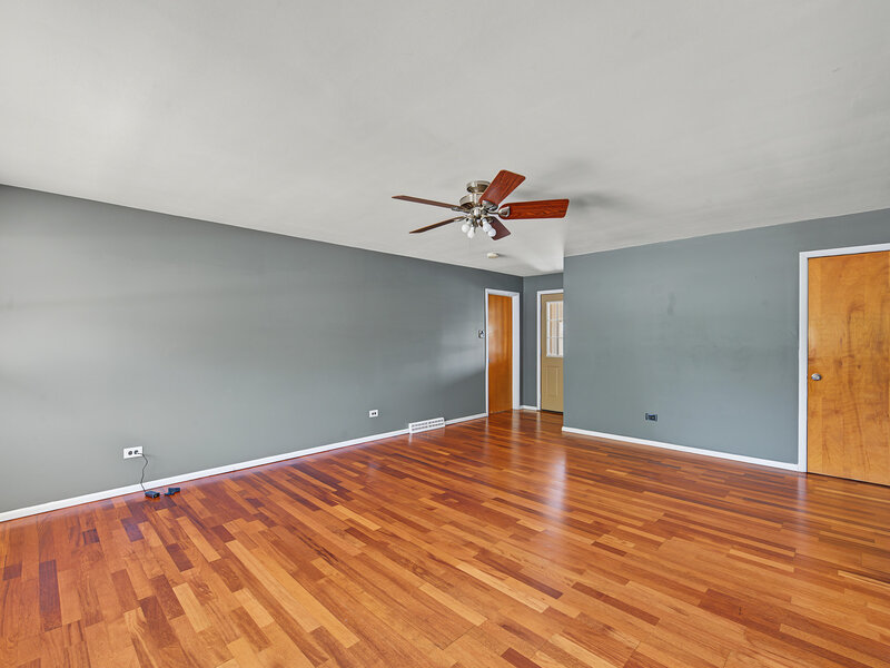 378 Oakwood Drive Crete IL 60417