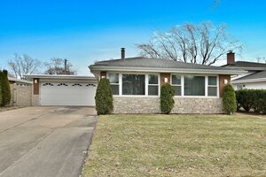 Photo of 575 Bedford Lane Des Plaines IL 60016