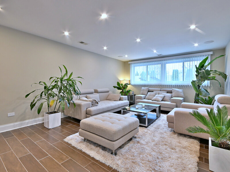 575 Bedford Lane Des Plaines IL 60016
