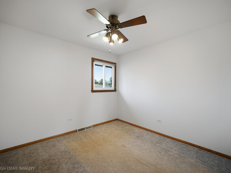 7040 W 107th Street Worth IL 60482
