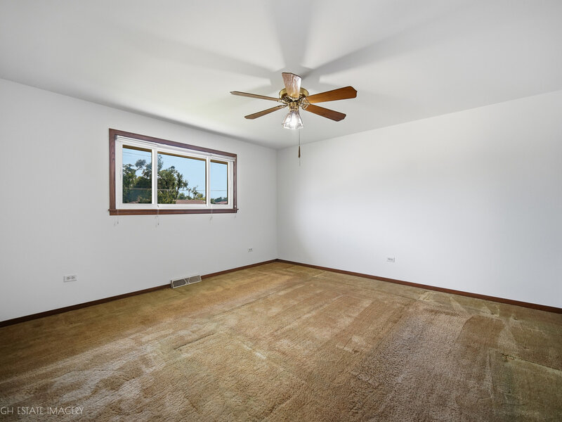 7040 W 107th Street Worth IL 60482