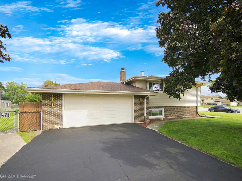 7040 W 107th Street Worth IL 60482