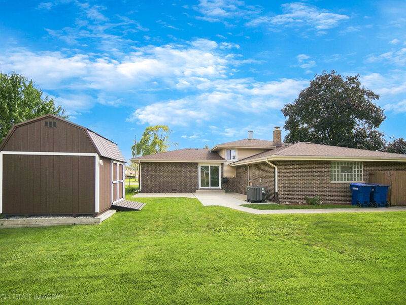 7040 W 107th Street Worth IL 60482