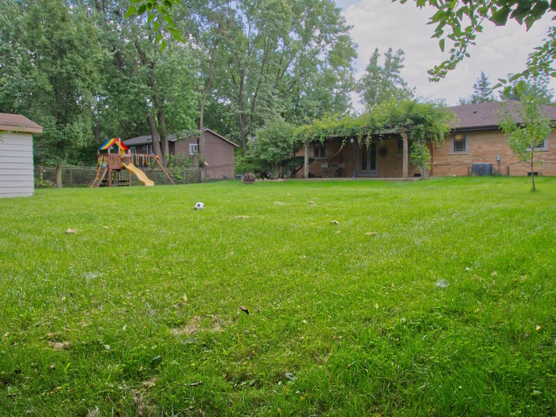 16 94th Street Burr Ridge IL 60527