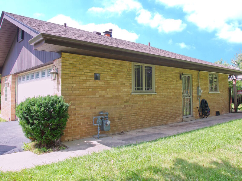 16 94th Street Burr Ridge IL 60527