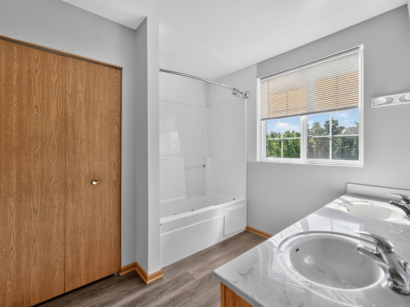 1793 Edith Lane Aurora IL 60504