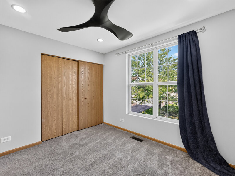 1793 Edith Lane Aurora IL 60504
