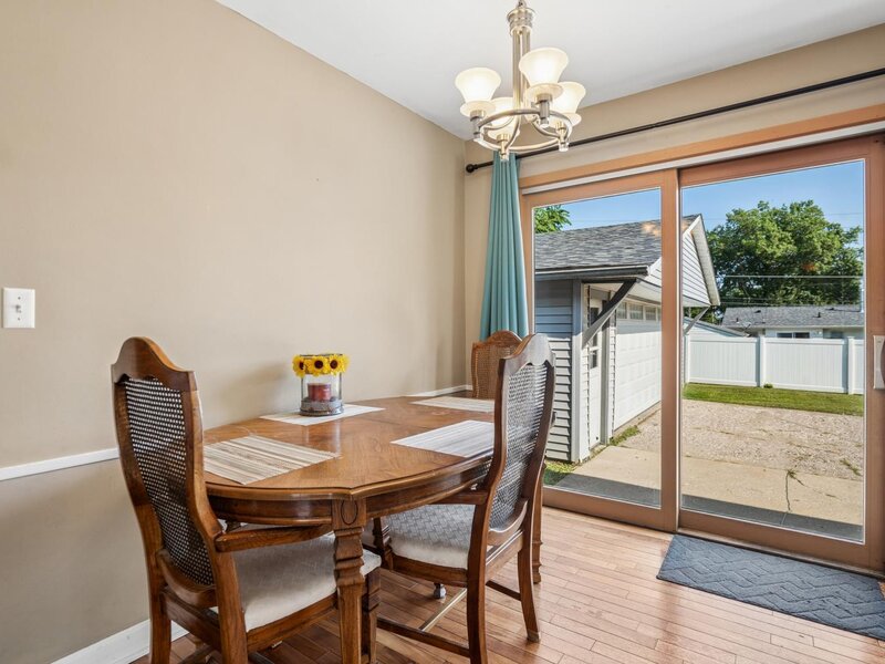 3236 W Dover Court Davenport IA 52804