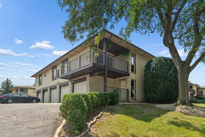 Photo of 15701 Orlan Brook Drive Orland Park IL 60462 Unit 5