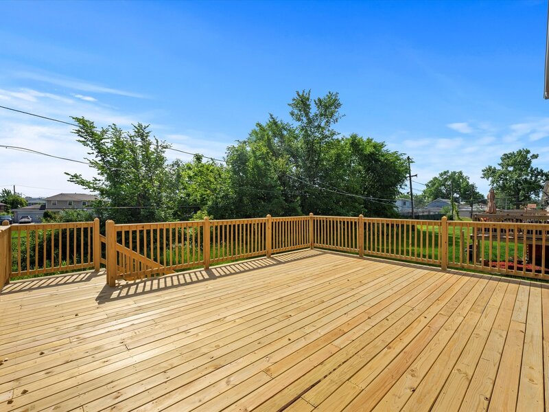 15243 7th Avenue Phoenix IL 60426