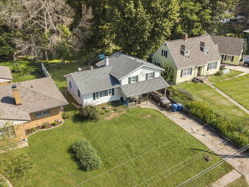 654 E 32nd Street Davenport IA 52803