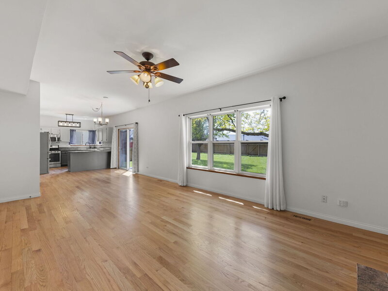 900 Chelsea Court Aurora IL 60504
