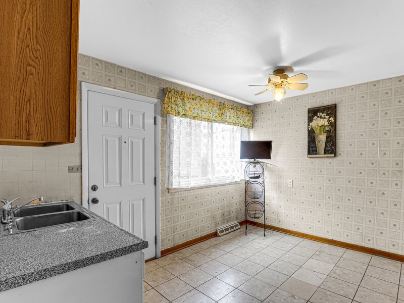 9123 Lamon Avenue Skokie IL 60077