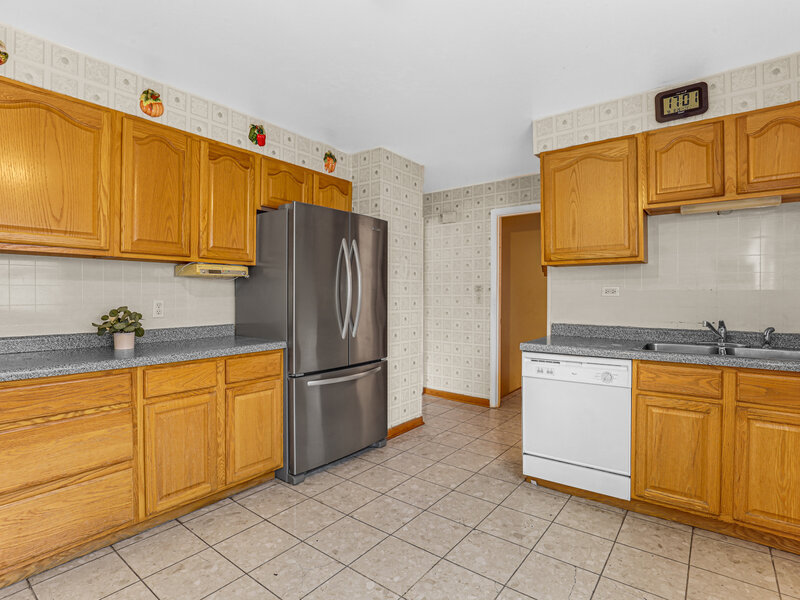 9123 Lamon Avenue Skokie IL 60077