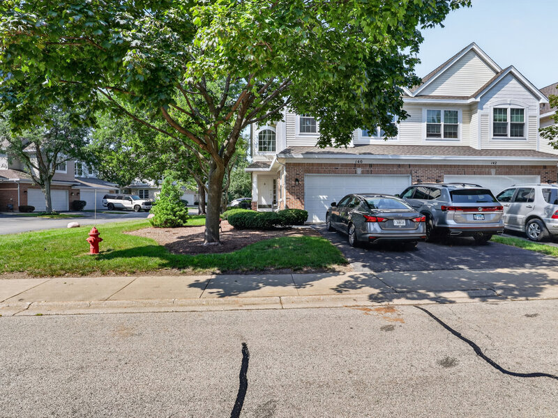 140 Bay Drive Itasca IL 60143