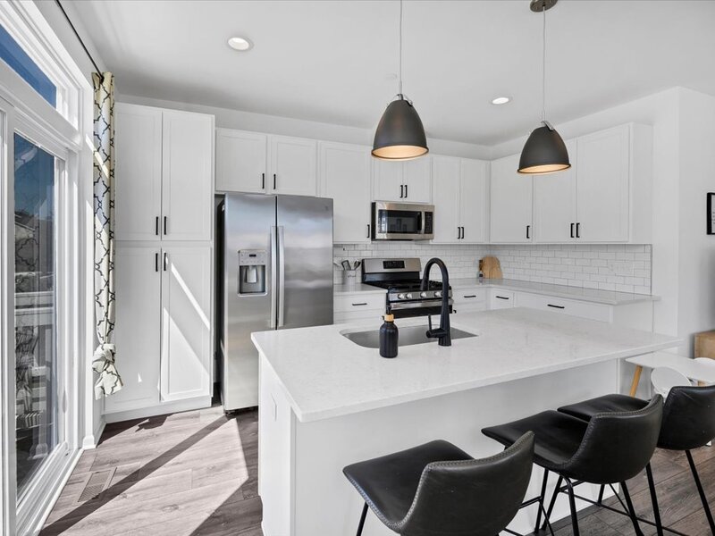 311 Timberleaf Circle Roselle IL 60172
