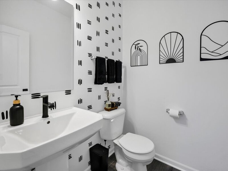 311 Timberleaf Circle Roselle IL 60172