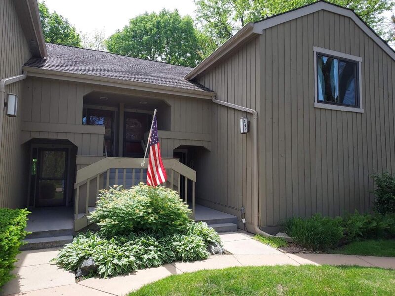 347 Hickory Lane Lake Barrington IL 60010
