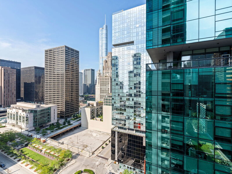 240 E Illinois Street Chicago IL 60611